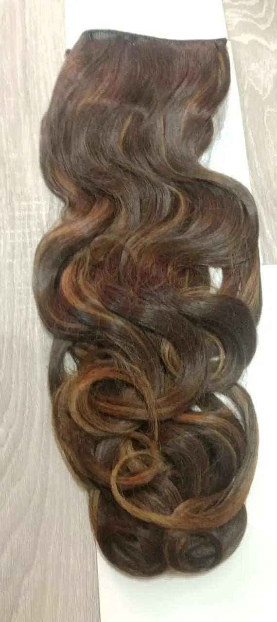 Wavy hair extension