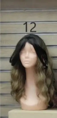 باروكة شعر قصيرة