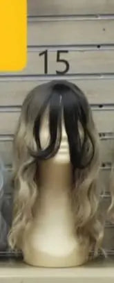 باروكة شعر قصيرة